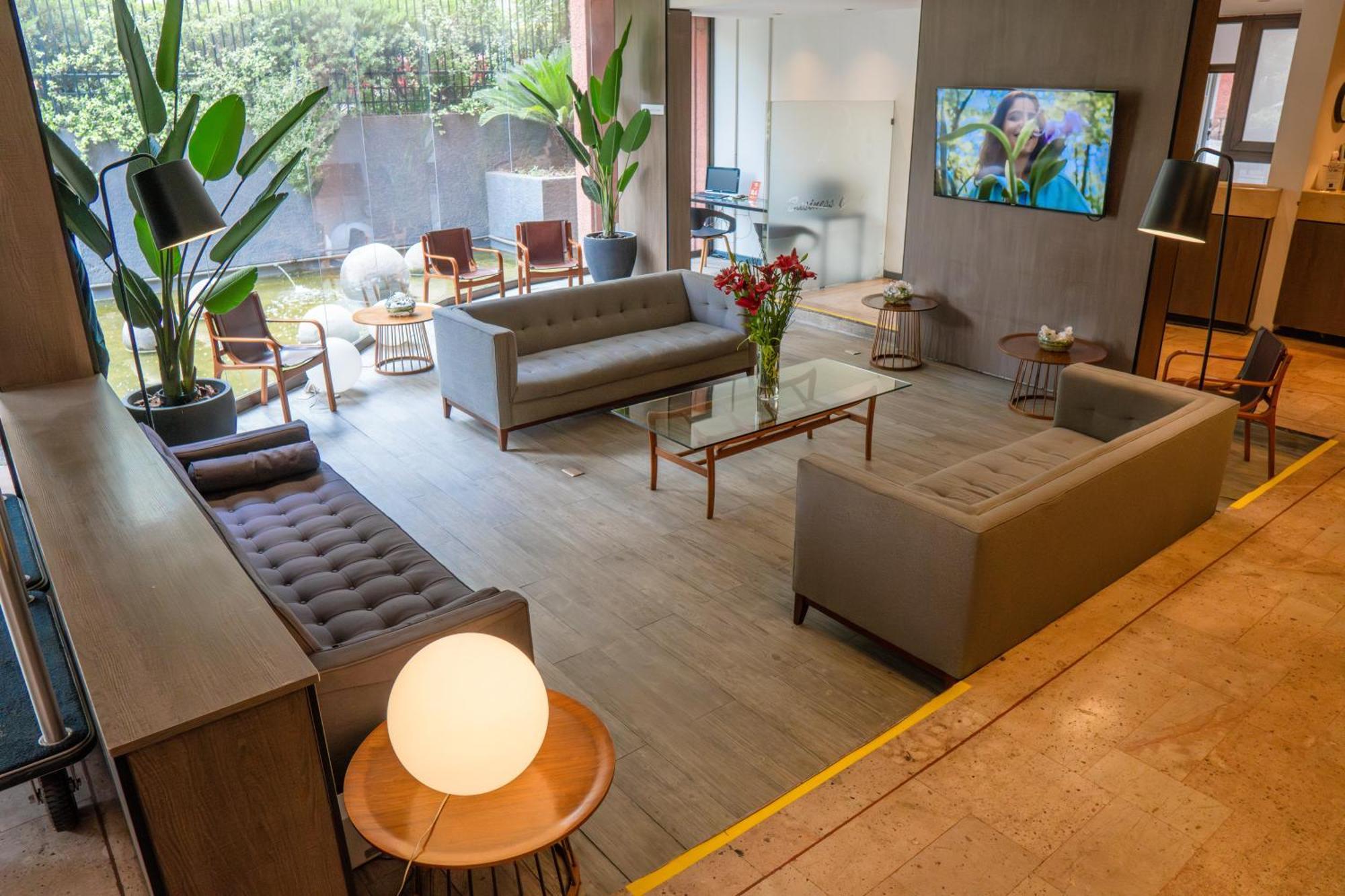 Panamericana Hotel Providencia サンティアゴ エクステリア 写真