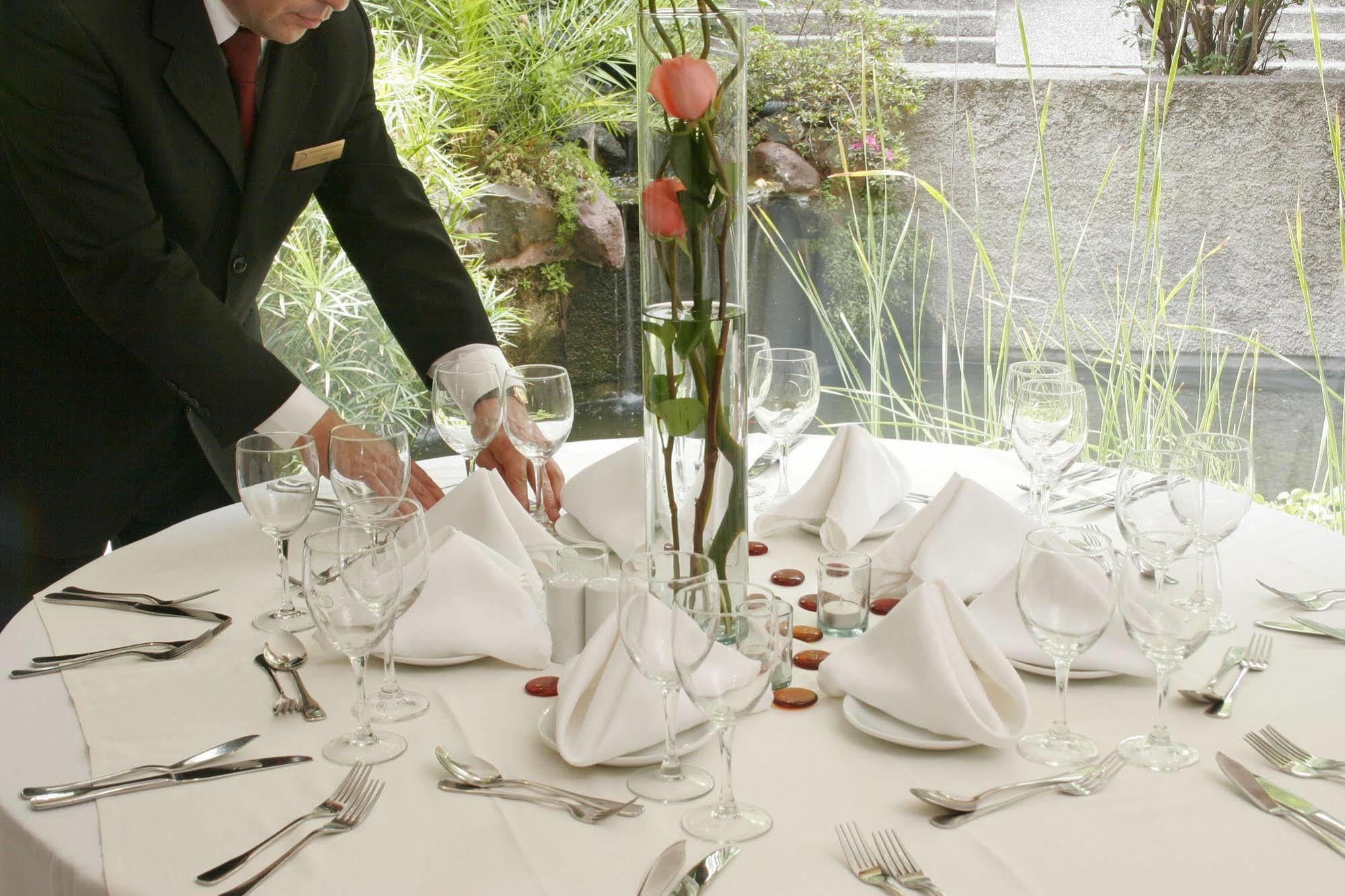 Panamericana Hotel Providencia サンティアゴ エクステリア 写真
