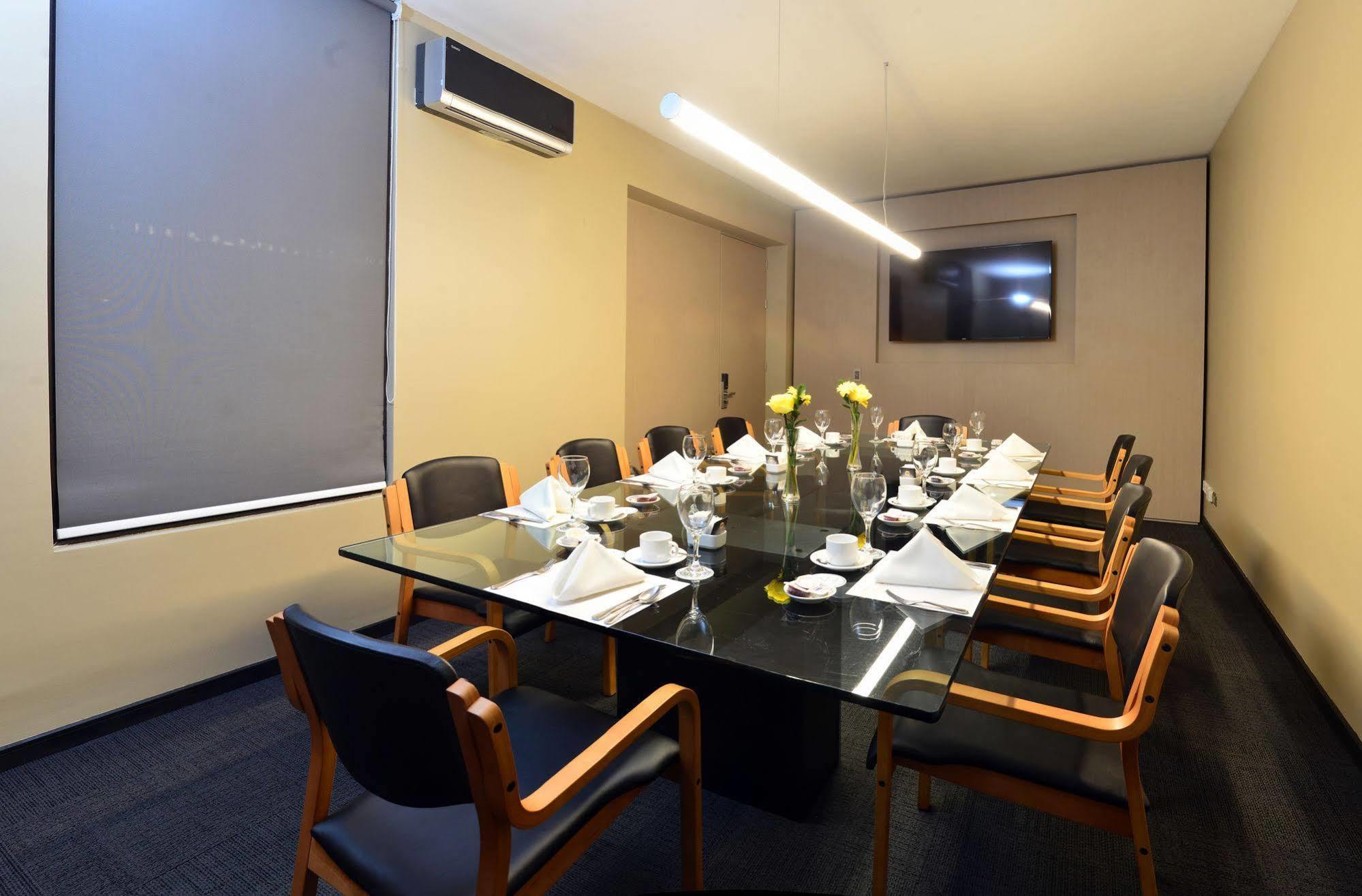 Panamericana Hotel Providencia サンティアゴ エクステリア 写真