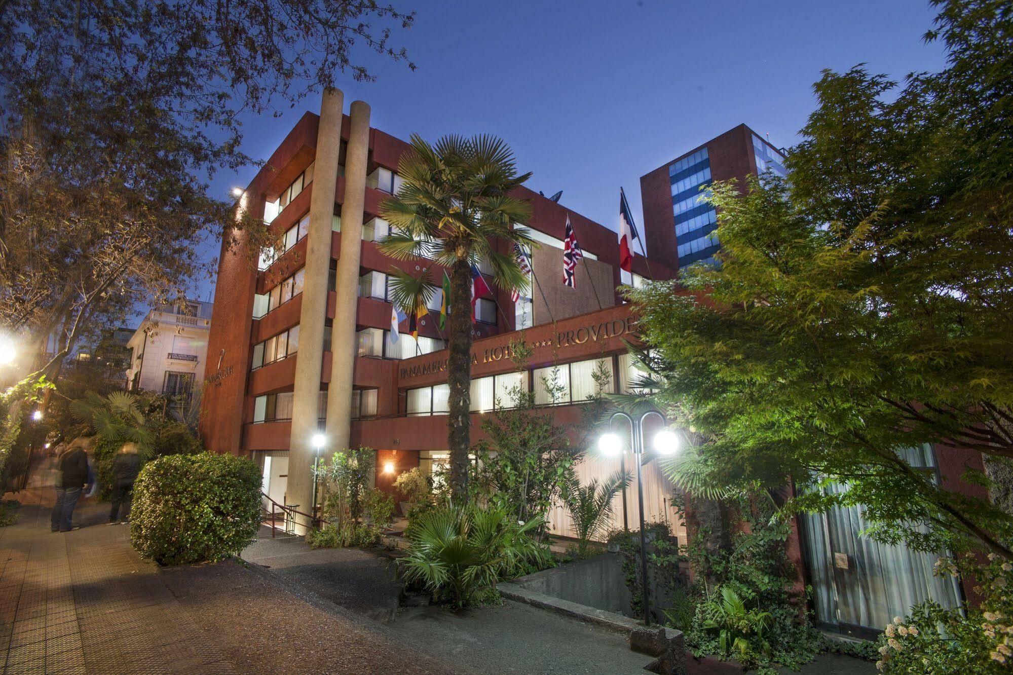 Panamericana Hotel Providencia サンティアゴ エクステリア 写真