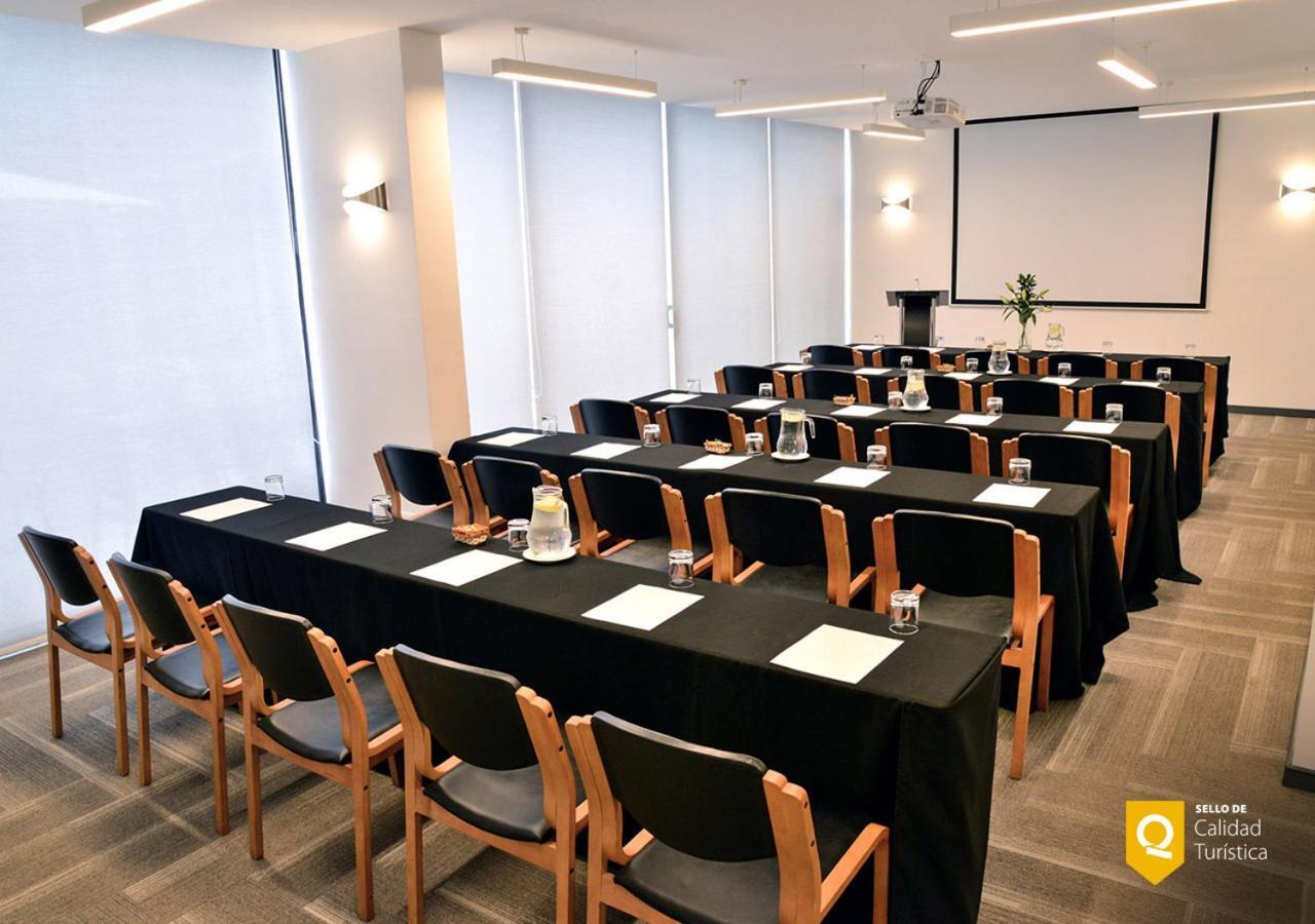 Panamericana Hotel Providencia サンティアゴ エクステリア 写真
